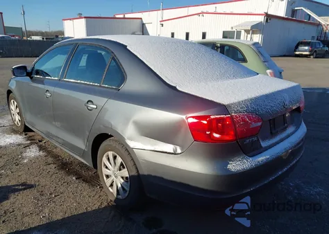 2013 Volkswagen Jetta 2.0L S from USA, damaged, VIN 3VW2K7AJ3DM401917